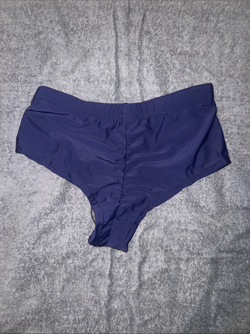 Ruched scrunch Navy Blue Bikini Bottoms. Boy cut. NWT. Size small